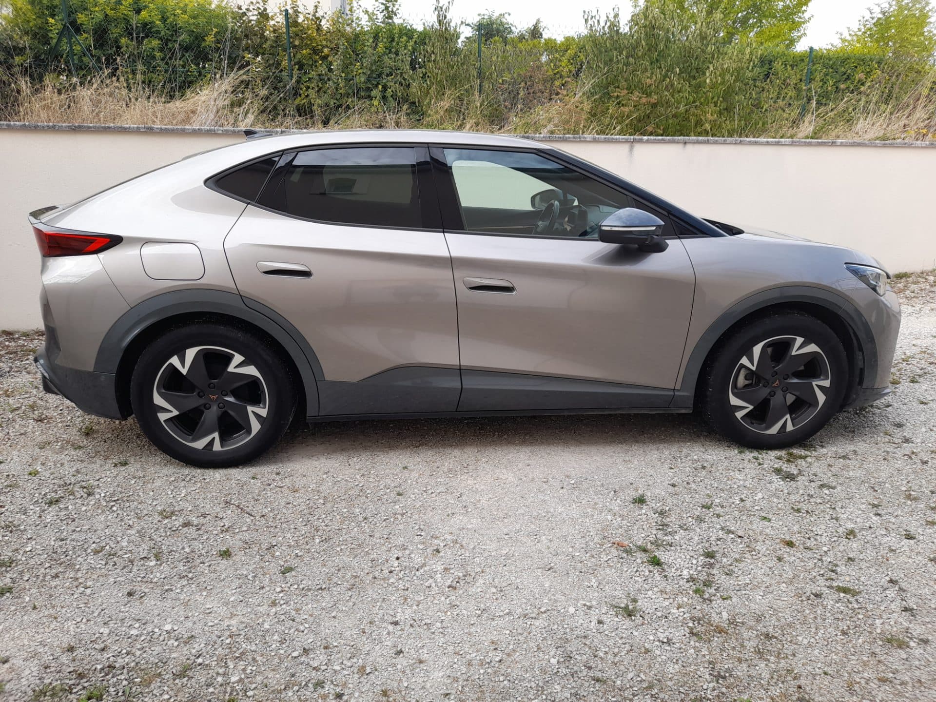 Photo de la Cupra TAVASCAN 2025